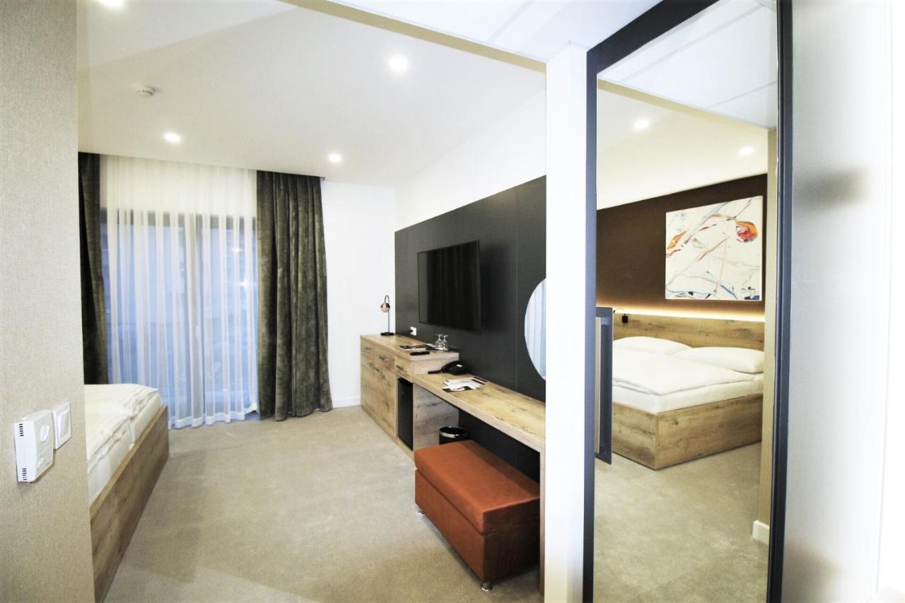 Hotel Magnus Тренчин Экстерьер фото