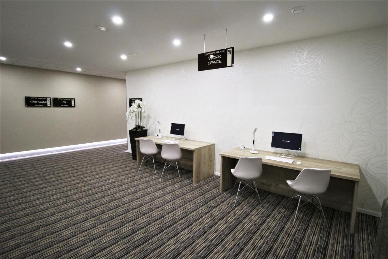 Hotel Magnus Тренчин Экстерьер фото