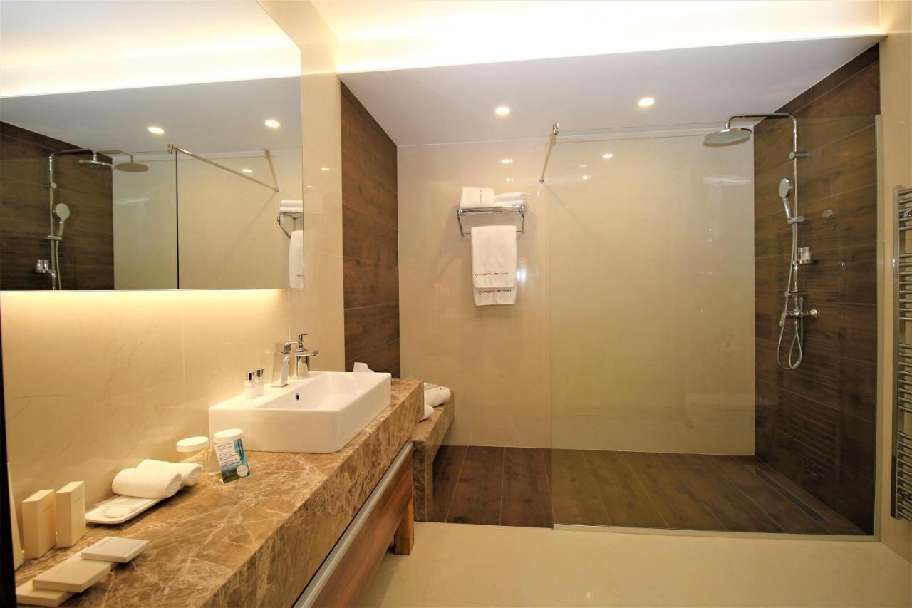 Hotel Magnus Тренчин Экстерьер фото