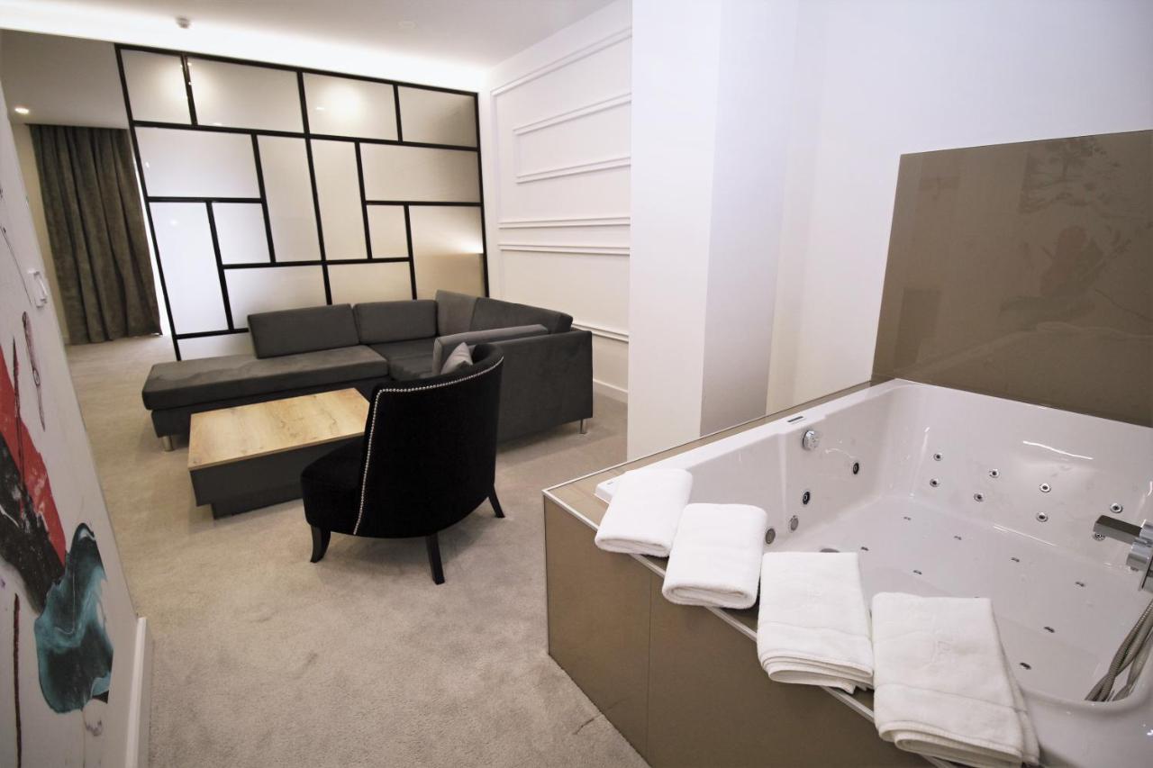 Hotel Magnus Тренчин Экстерьер фото
